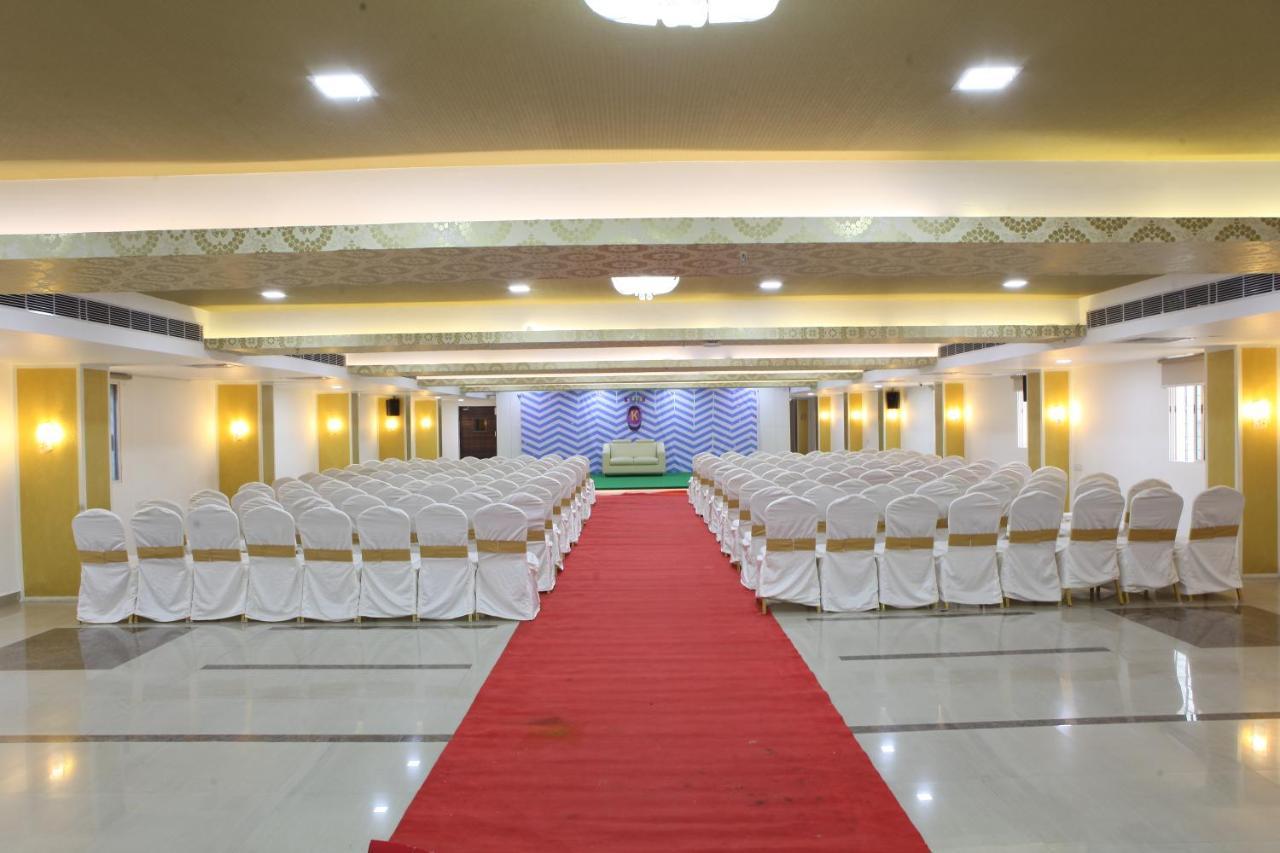 Nova Pride Hotel Hyderabad Eksteriør bilde