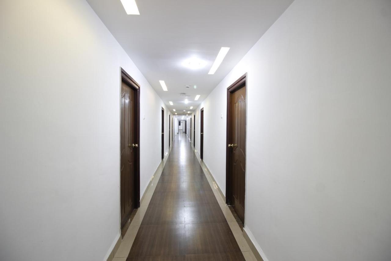 Nova Pride Hotel Hyderabad Eksteriør bilde
