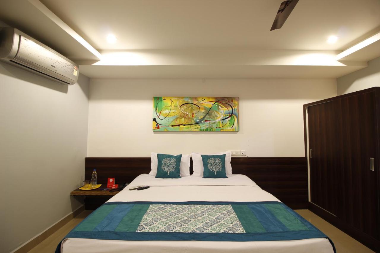 Nova Pride Hotel Hyderabad Eksteriør bilde