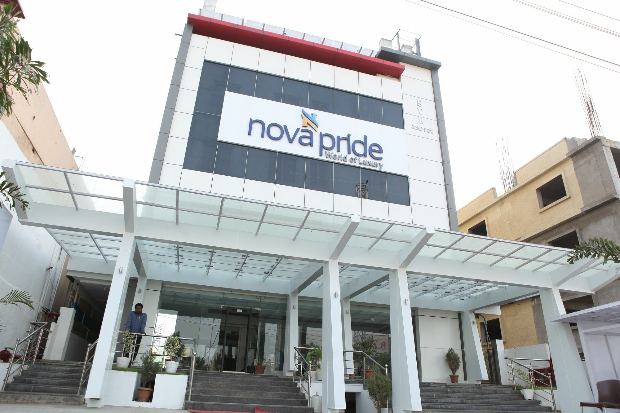 Nova Pride Hotel Hyderabad Eksteriør bilde